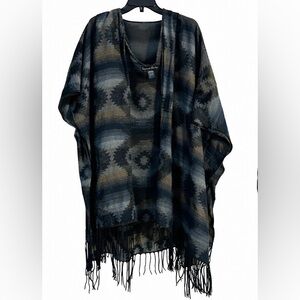 French Laundry Black and Gray Knit Poncho